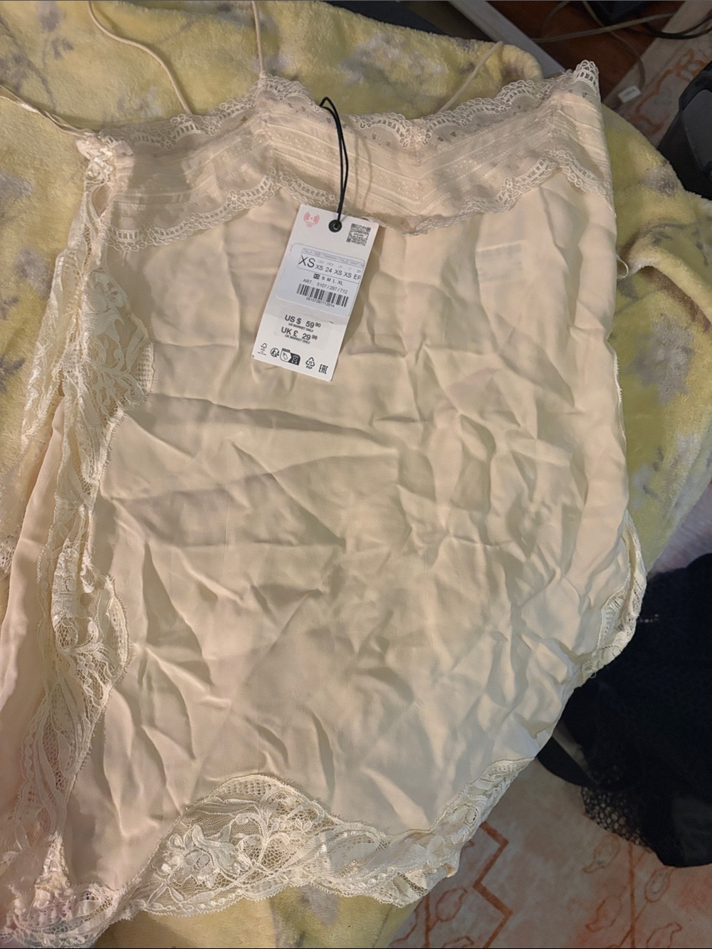 NWT!! Zara Cream Lace-Trim Slip Cami - Picture 4 of 4